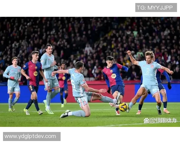 西甲激战波尔图大胜巴萨红牌事件引发全场热议与争议分析