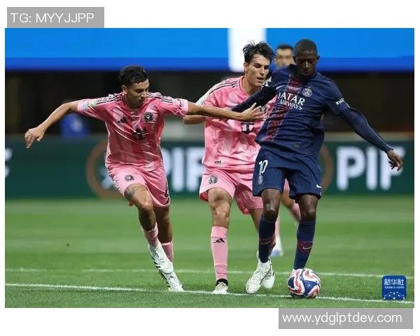 英超激战巴黎圣日耳曼小胜皇马红牌争议引发全场热议与数据分析