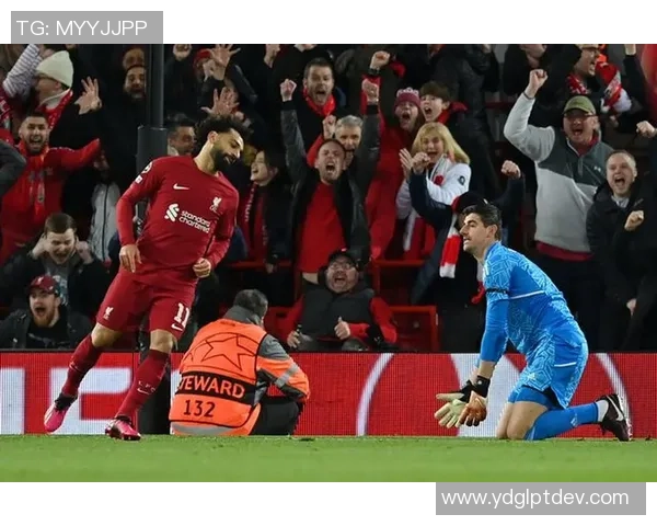 中超热战利物浦大胜皇马引发转会风波全场沸腾