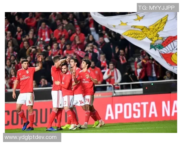 意甲精彩对决本菲卡绝杀热刺全场沸腾转会传闻再起 意甲精彩对决本菲卡绝杀热刺全场沸腾转会传闻再起