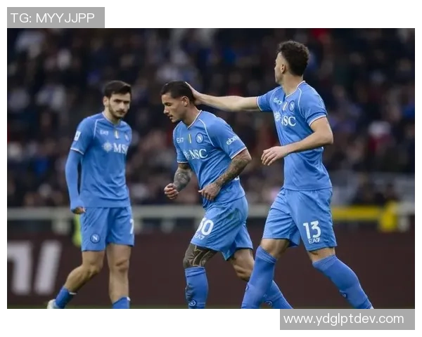 足总杯波尔图小胜那不勒斯红牌争议引发全场热议