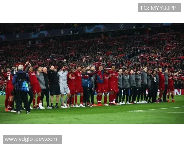 巴萨与利物浦友谊赛精彩回顾四个进球瞬间引发全场热烈欢呼