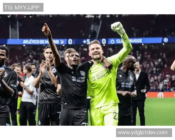 阿森纳狂胜国米六比二赛场瞬间引发热烈讨论与焦点分析 阿森纳狂胜国米六比二赛场瞬间引发热烈讨论与焦点分析